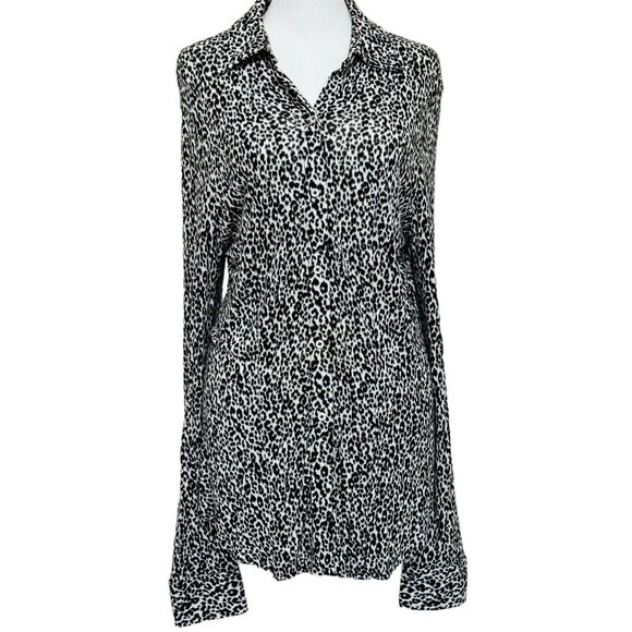 Paperwhite button down top Blouse Animal Print Soft Knit Women's 12 - Picture 5 of 12